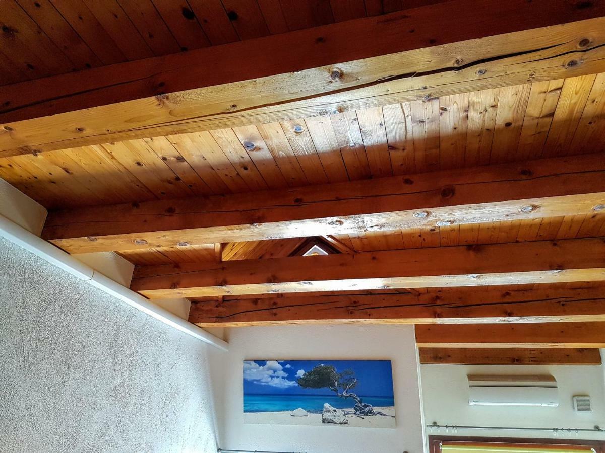 La Casa Di Chris Apartman Golfo Aranci Kültér fotó