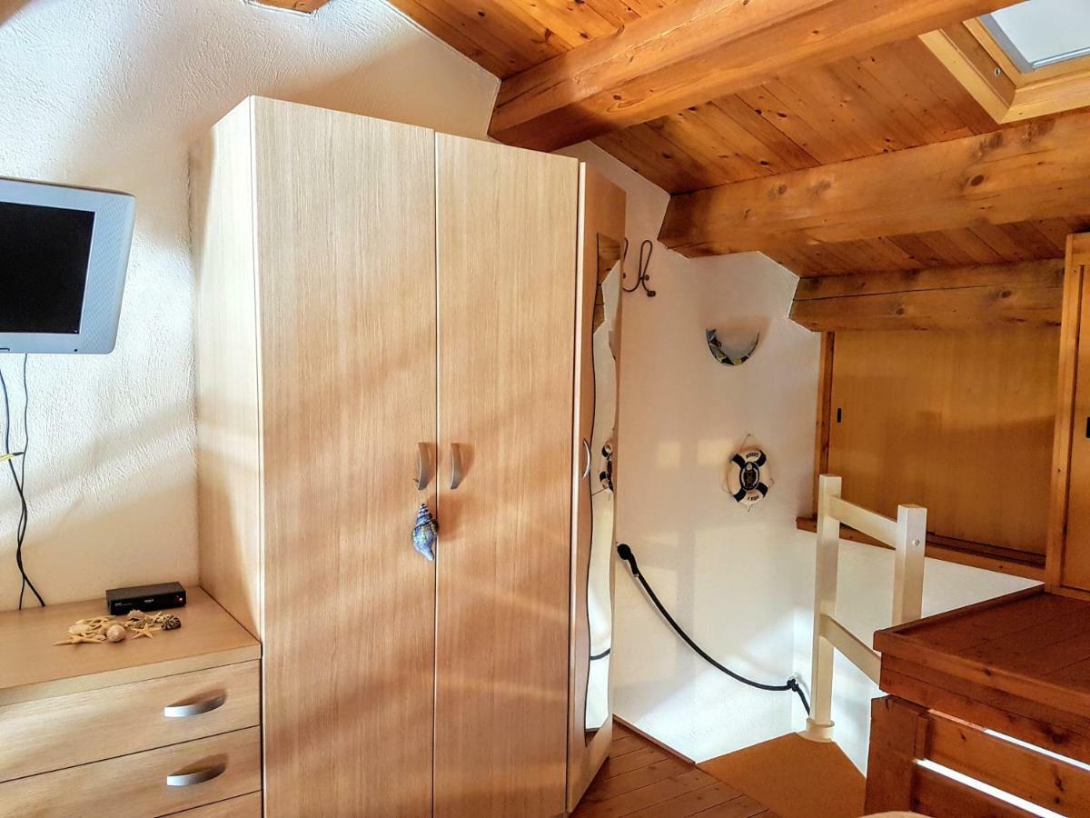 La Casa Di Chris Apartman Golfo Aranci Kültér fotó