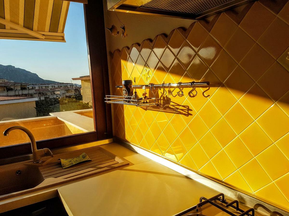 La Casa Di Chris Apartman Golfo Aranci Kültér fotó