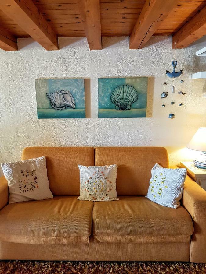 La Casa Di Chris Apartman Golfo Aranci Kültér fotó