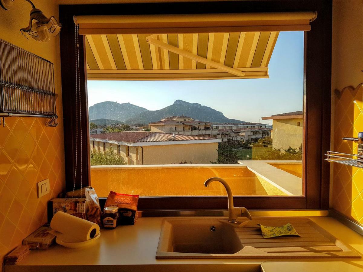La Casa Di Chris Apartman Golfo Aranci Kültér fotó